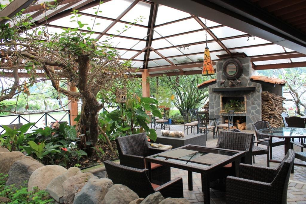 El Oasis Hotel Y Restaurante 보케테 외부 사진