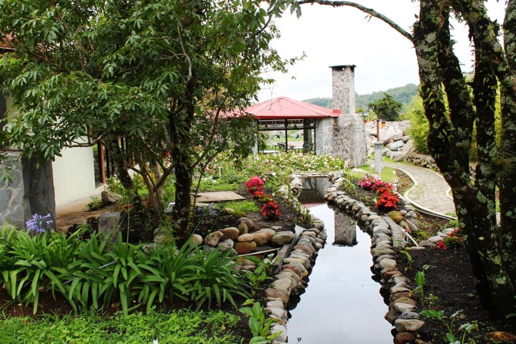 El Oasis Hotel Y Restaurante 보케테 외부 사진